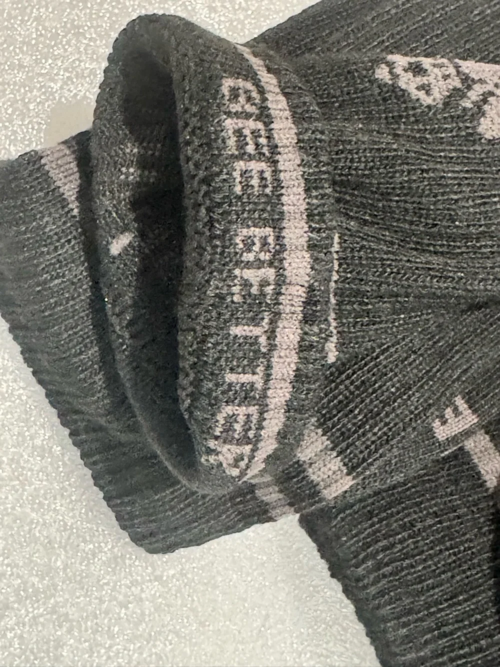 2 CT Bombas Unisex Size Small Black Crew Socks - Comfort & Support